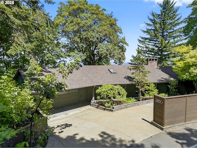 2850 SW Fairmount Blvd, Portland, OR 97239 - photo 3
