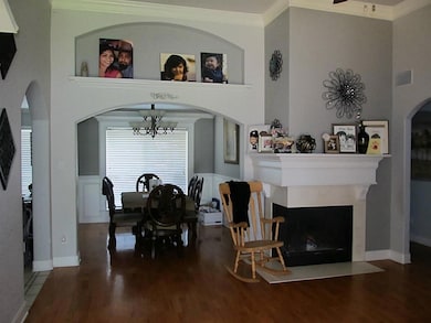 7902 Log Hollow Dr, Houston, TX 77040 - photo 3