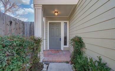 1742 Redwing Ridge Dr, Houston, TX 77009 - photo 4