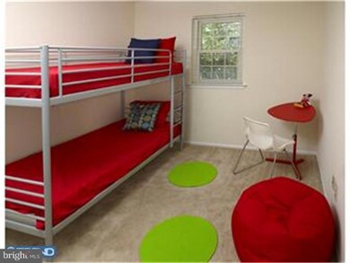 201 Jay St unit G86, Pottstown, PA 19464 - photo 2