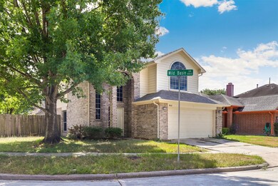 8822 Wild Basin Dr, Houston, TX 77088 - photo 2