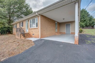 2428 Woodleaf Dr, Gastonia, NC 28052 - photo 2