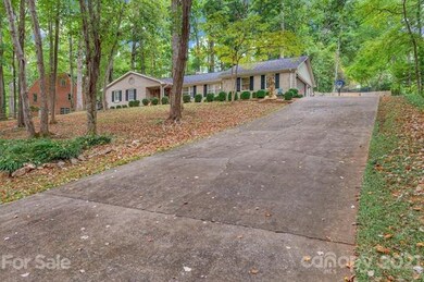 411 Florence Cir, Statesville, NC 28625 - photo 2