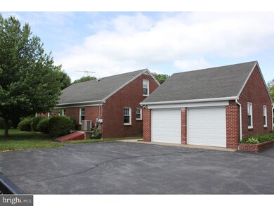 308 Brownbacks Church Rd, Spring City, PA 19475 - photo 3