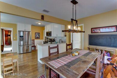 1290 Menna St, Jacksonville, FL 32205 - photo 5