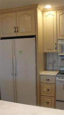 Executive House unit 902/903, Worcester, MA 01609 - photo 4