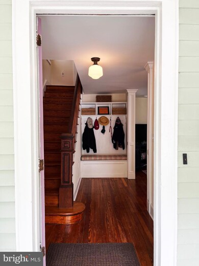 527 High St, Chestertown, MD 21620 - photo 2