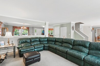 305 Buckingham Dr, Algonquin, IL 60102 - photo 5