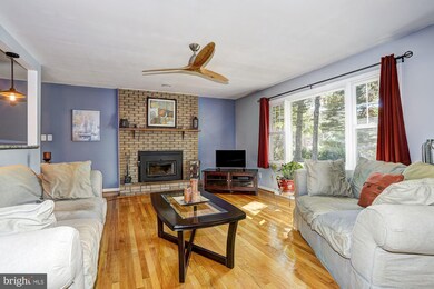 1502 Shadyhill Ct, Sykesville, MD 21784 - photo 4