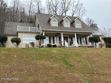 2004 Twin Fawn Trail, Middlesboro, KY 40965 - photo 2