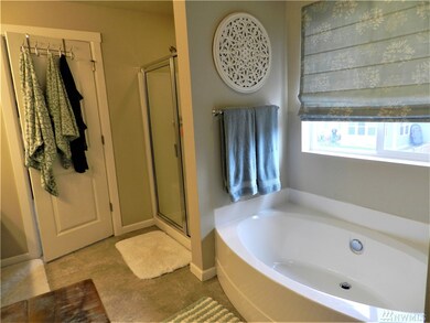 210 Fielding St NE, Orting, WA 98360 - photo 6