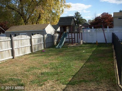 227 Chelsea Rd, Pasadena, MD 21122 - photo 4