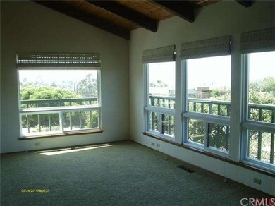Living room with newer carpet, dual pane windows a