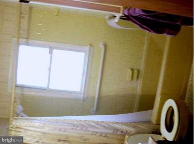 1073 King Arthur Ct, Sykesville, MD 21784 - photo 7