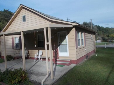 covered rear patio