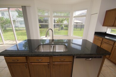 1254 Rosegate Blvd, Riviera Beach, FL 33404 - photo 4