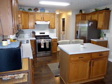 3280 E Markle Rd, Huntington, IN 46750 - photo 5