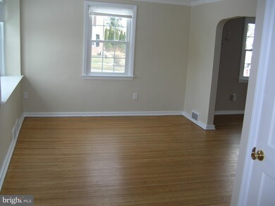 2416 N Greenhill Rd, Broomall, PA 19008 - photo 2