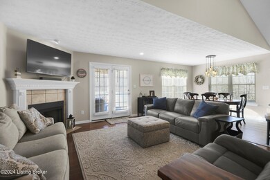 443 Arlington Meadows Dr-7