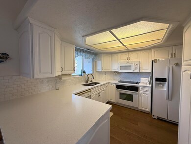 20251111_220503652_iOS