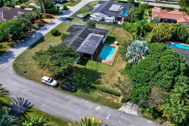 10101 SW 138th St, Miami, FL 33176 - photo 5