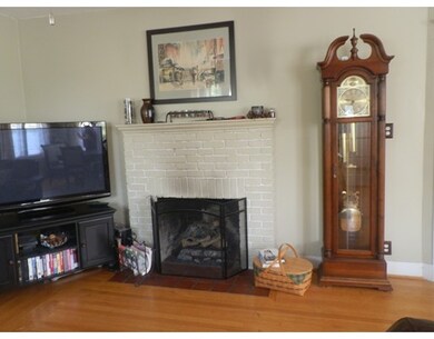62 Hadwen Rd, Worcester, MA 01602 - photo 4