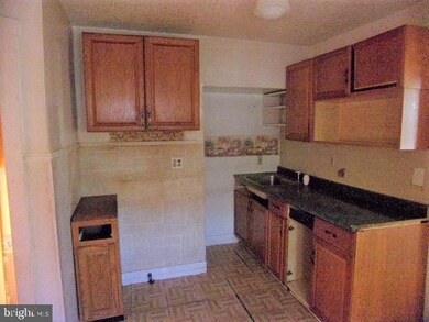 212 Laurel Ave, Oaklyn, NJ 08107 - photo 5