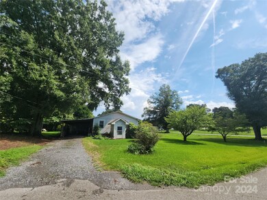 4905 S New Hope Rd, Belmont, NC 28012 - photo 5