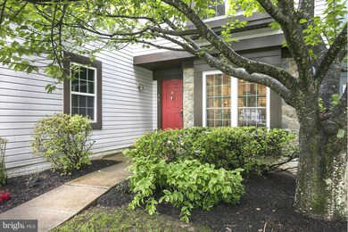 34 Tivoli Lake Ct, Silver Spring, MD 20906 - photo 2