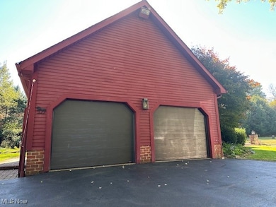 1975 Warner Rd, Hubbard, OH 44425 - photo 5