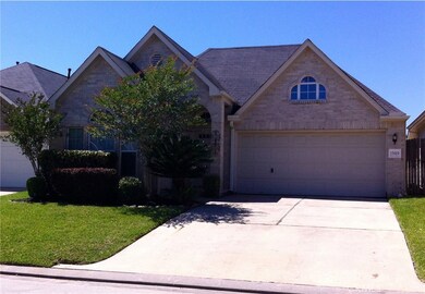 15919 Cottage Ivy Cir, Tomball, TX 77377 - photo 2