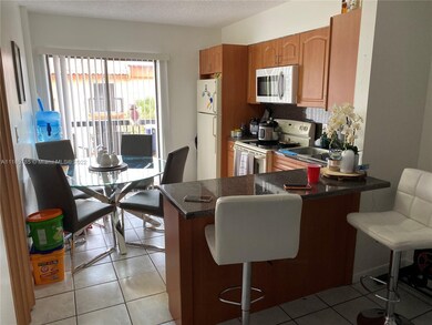 Dinning & Kitchen