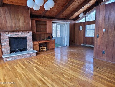 111 Widgeon Ln, Lords Valley, PA 18428 - photo 5