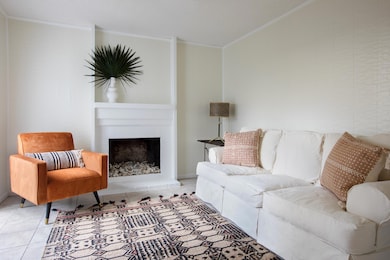 637 Baytree Dr, Mount Pleasant, SC 29464 - photo 3