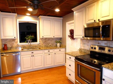 910 Bent Rd, Hatfield, PA 19440 - photo 7