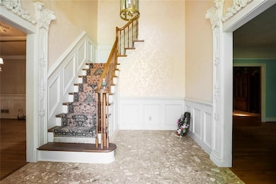 930 E Lake Dr unit NW, Gainesville, GA 30506 - photo 3