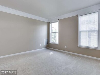 23840 Burdette Forest Rd, Clarksburg, MD 20871 - photo 5
