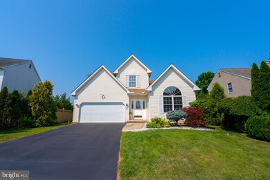 1811 Chateau Place, Easton, PA 18045 - photo 2