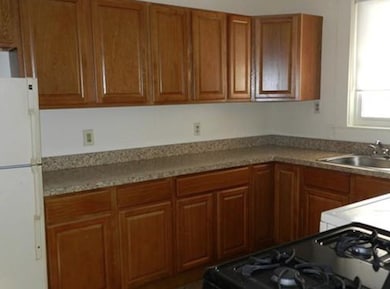 396 Bay Rd unit 1 right, South Easton, MA 02375 - photo 3