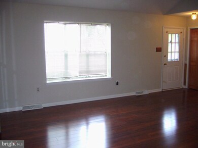 1303 Fairbourne Ct unit 1303, Lansdale, PA 19446 - photo 6
