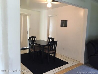 4_ dining area