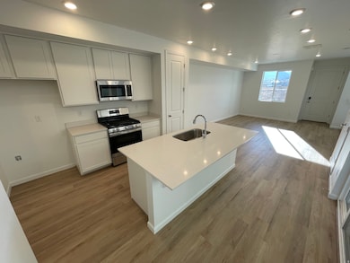 1336 E 1670 N unit 821, Payson, UT 84651 - photo 2