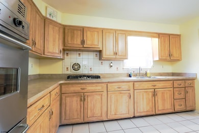 7013 Ridge Ave, Egg Harbor Township, NJ 08234 - photo 6