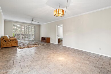 08-Living Room & Dining Room