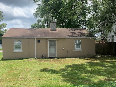 421 E Wabash Ave, Rantoul, IL 61866 - photo 2