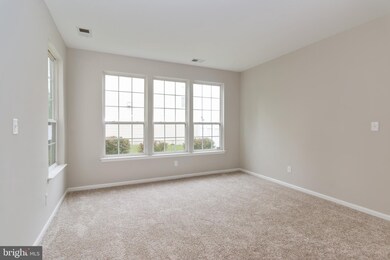 9 Andrea Dr, Columbus, NJ 08022 - photo 4