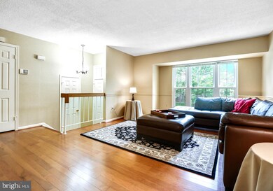 12204 Wye Oak Commons Cir unit 46, Burke, VA 22015 - photo 3