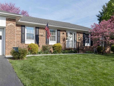 1121 S Dogwood Dr, Harrisonburg, VA 22801 - photo 5