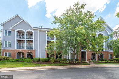 20419 Riverbend Square unit 203, Sterling, VA 20165 - photo 7