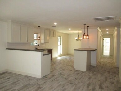 127 Holly Moore Dr, Pineville, LA 71360 - photo 5